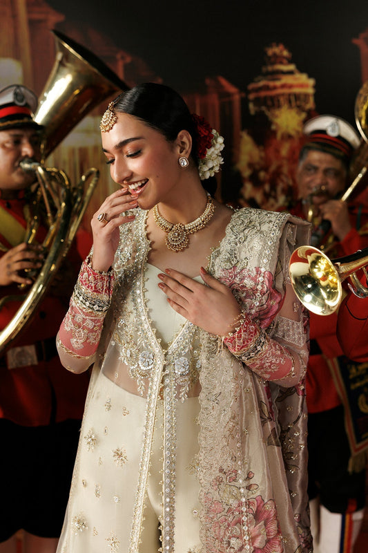 Rang-e-Wafa made by Mairaz campaign reference model face detail