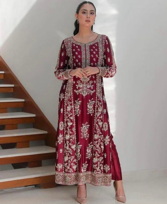 Waqar Asghar Mah-e-Gul style — Mairaz deep maroon three-piece suit reference, view 2 of 4
