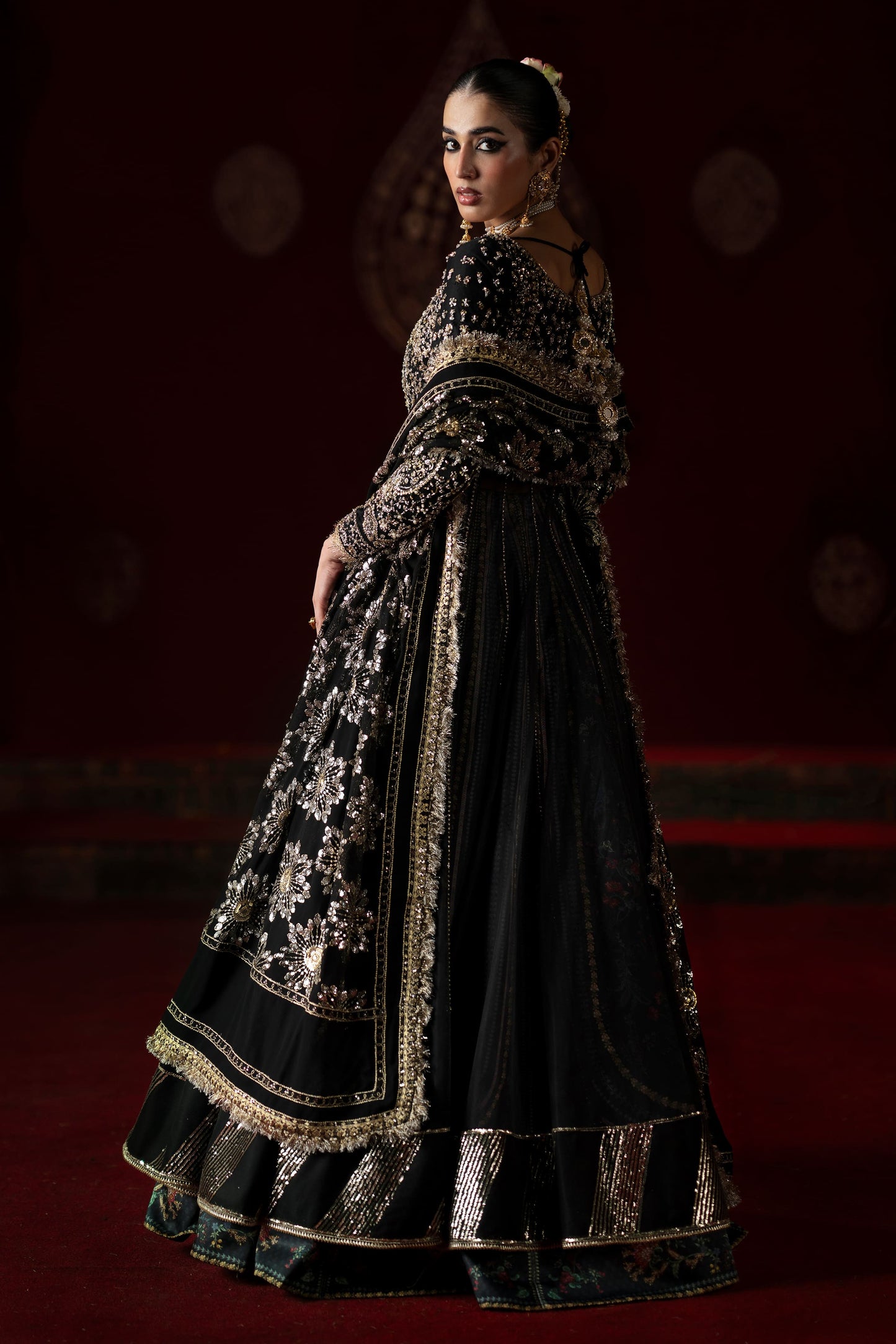 Saad Bin Shahzad Amal black reference image 1