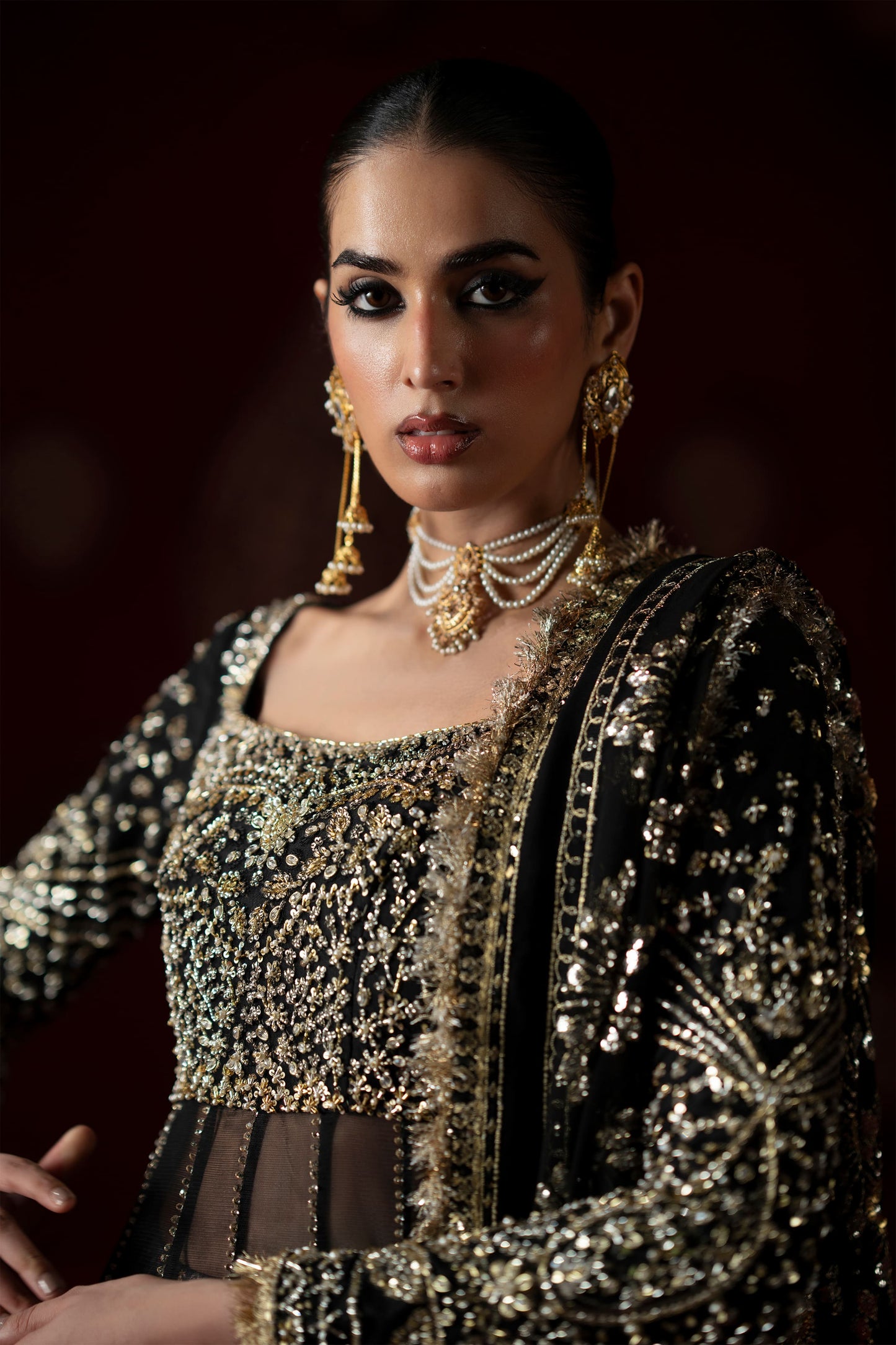 Saad Bin Shahzad Amal black reference image 4