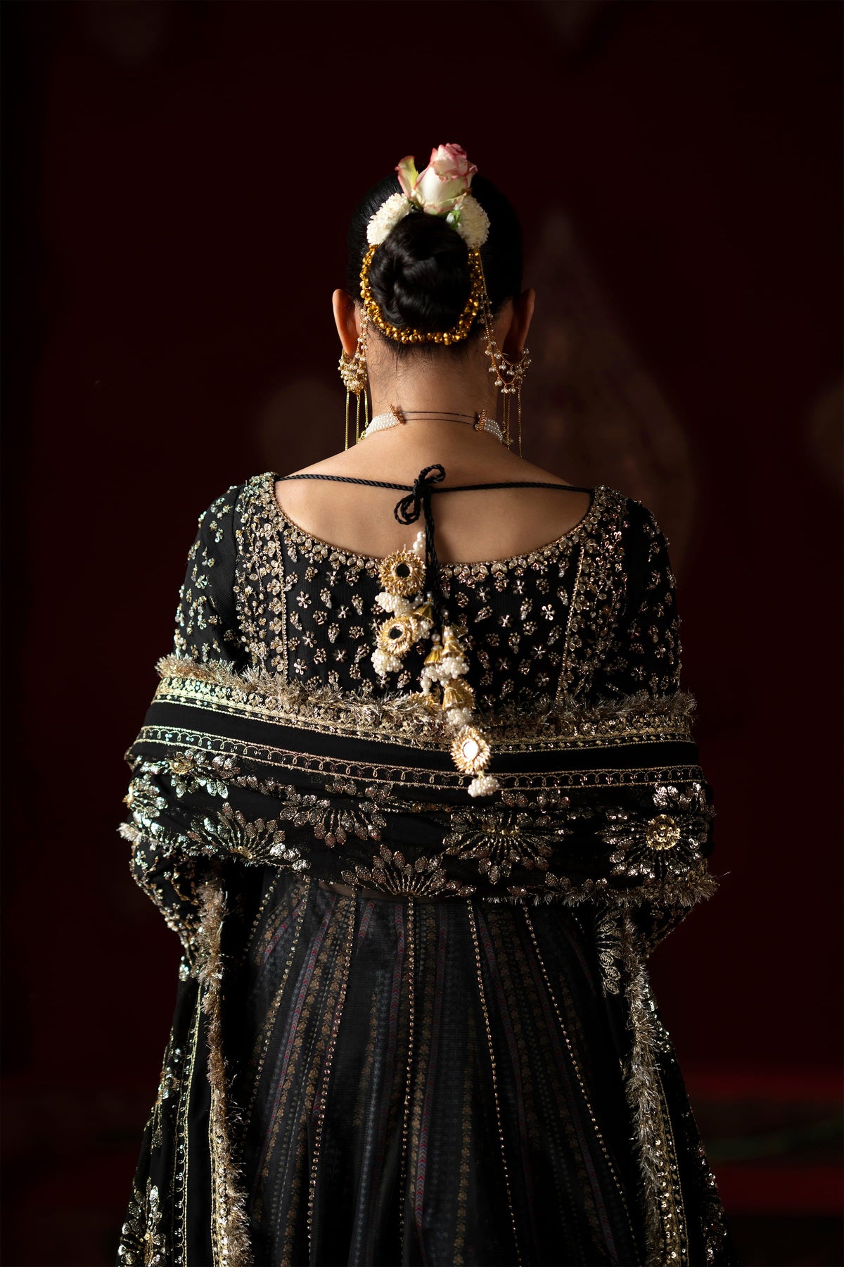 Saad Bin Shahzad Amal black reference image 7