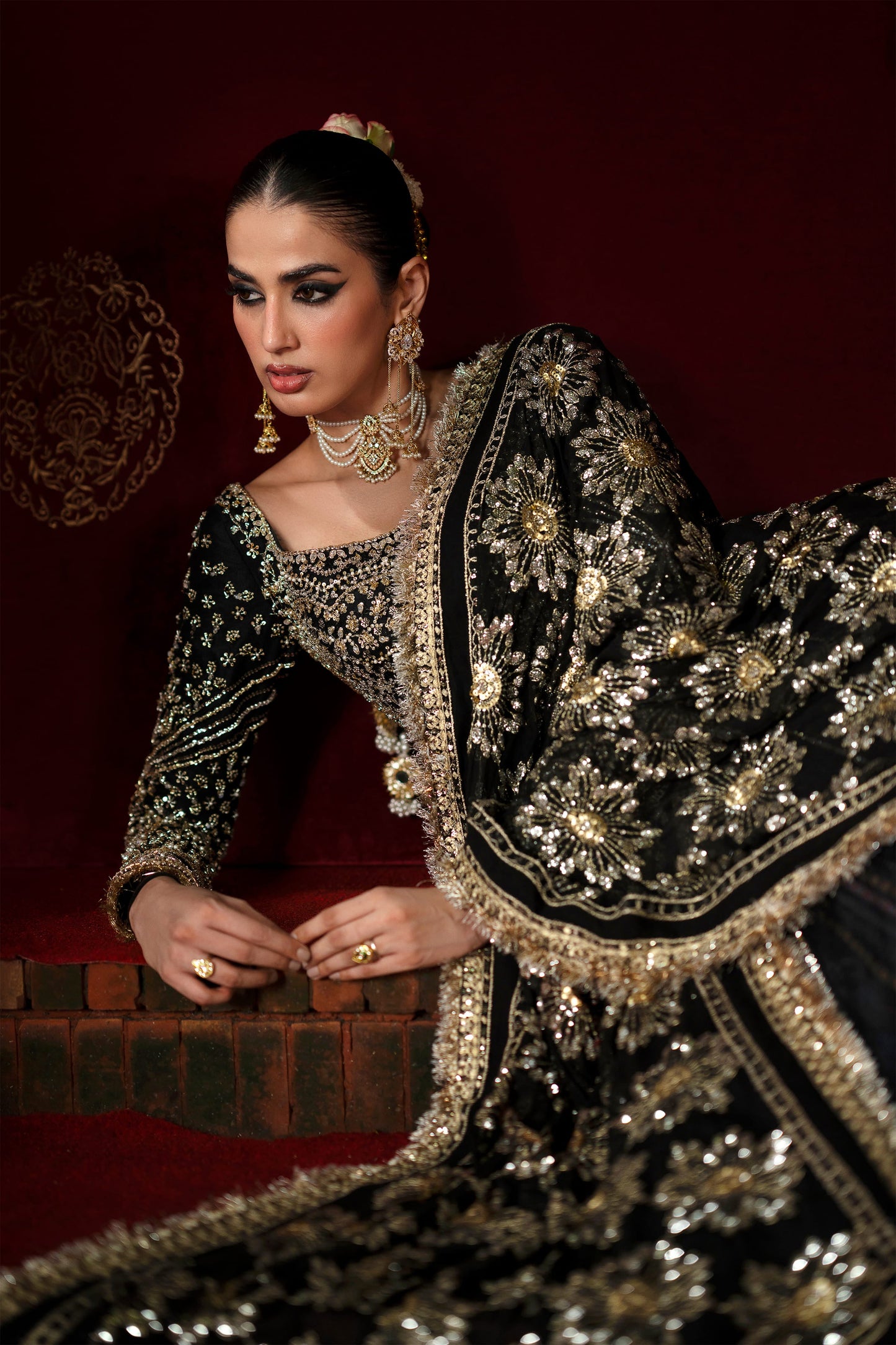 Saad Bin Shahzad Amal black reference image 8