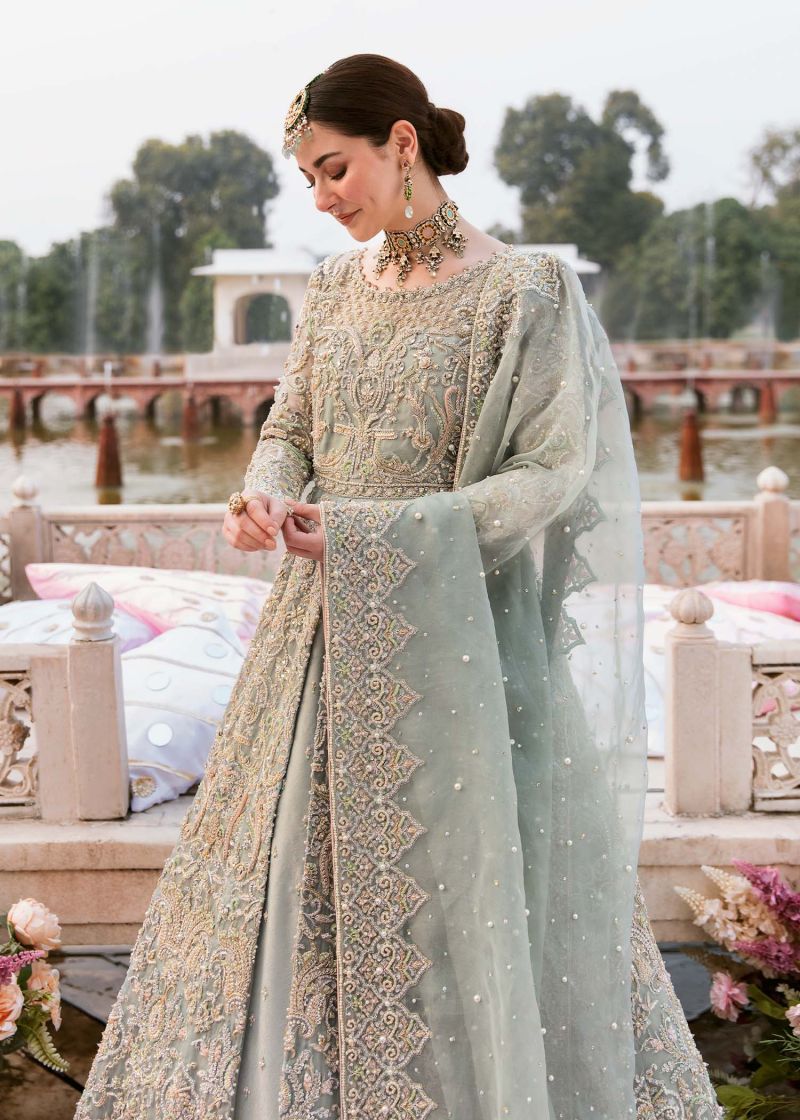 Kanwal Malik Saleha — dupatta detail, design reference