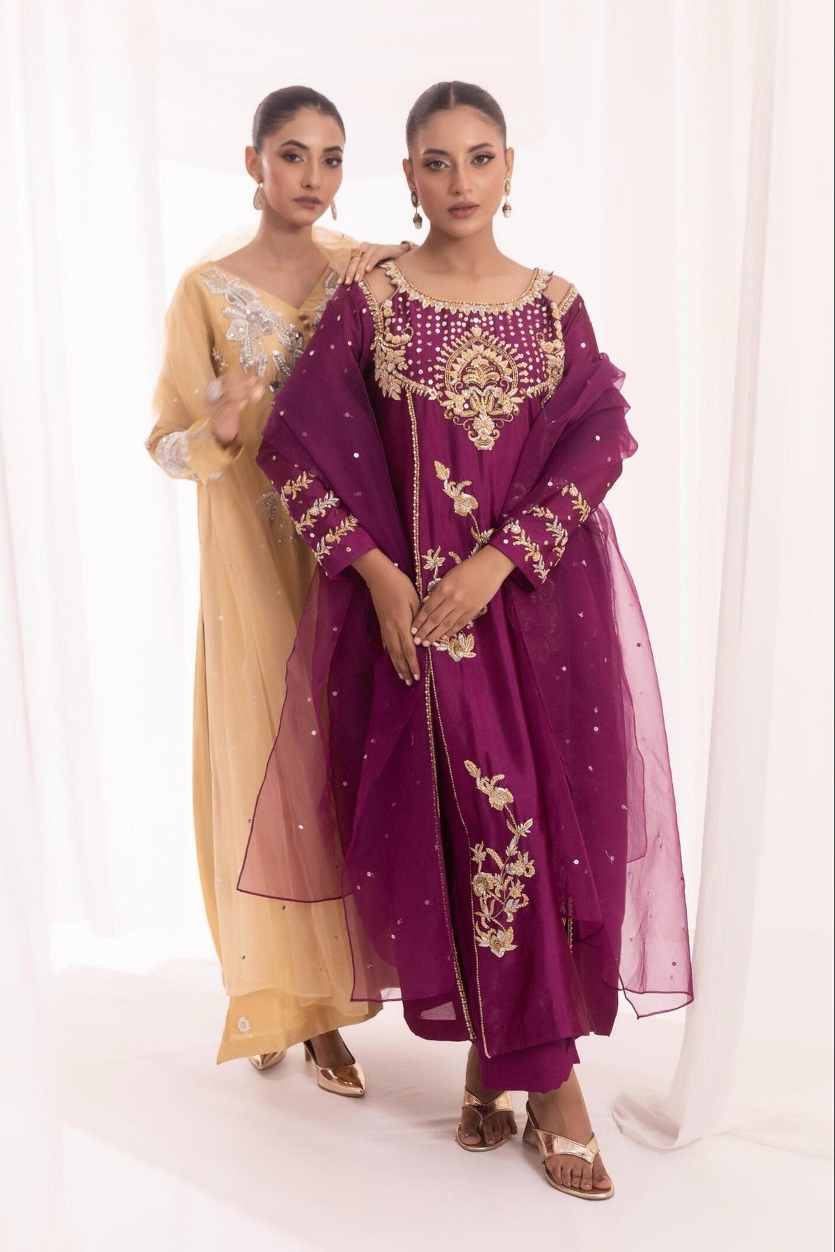 Sehrish Nadeem – EC0106 Style — Mairaz reproduction, reference view 2 of 4