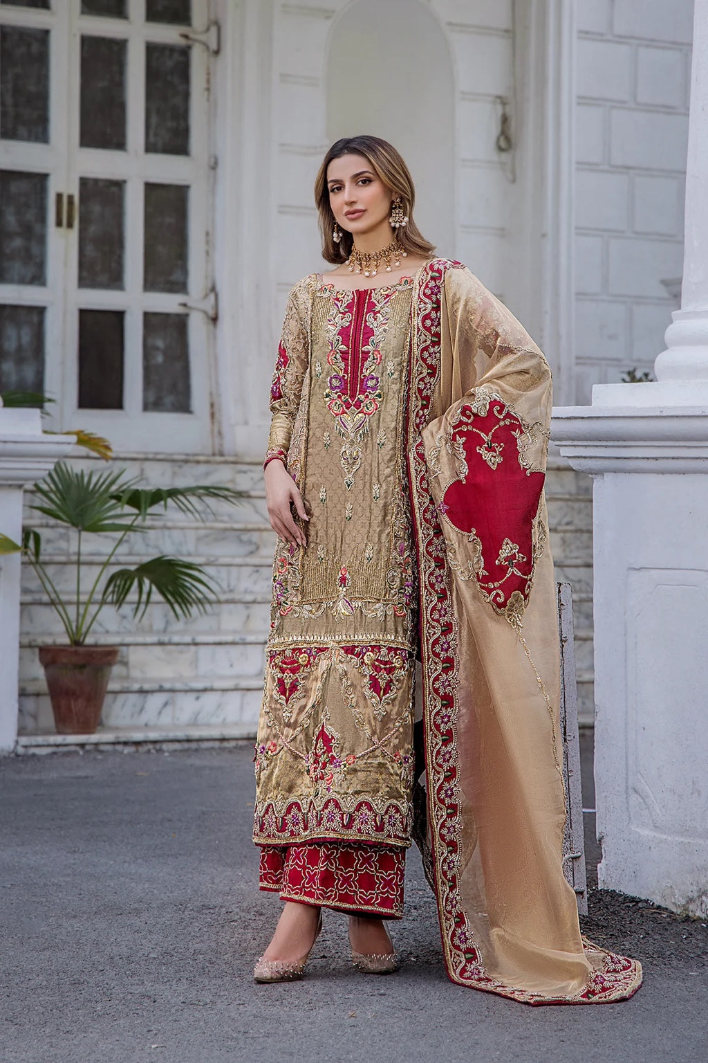 Shazia Kiyani Mehrma Style