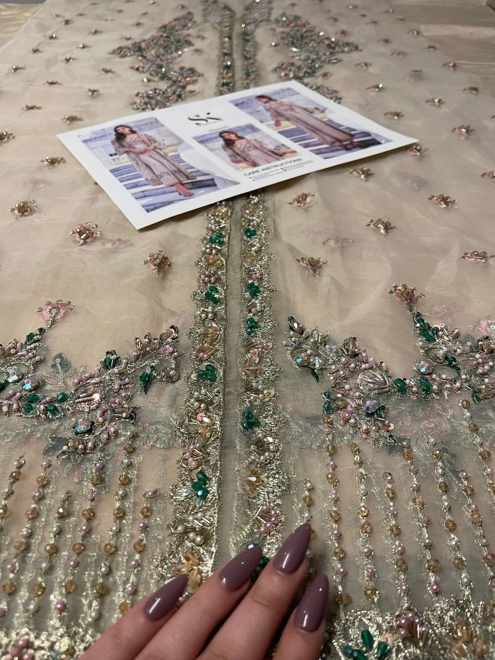 Shazia Kiyani – Shano Style, embroidered panel and design reference card