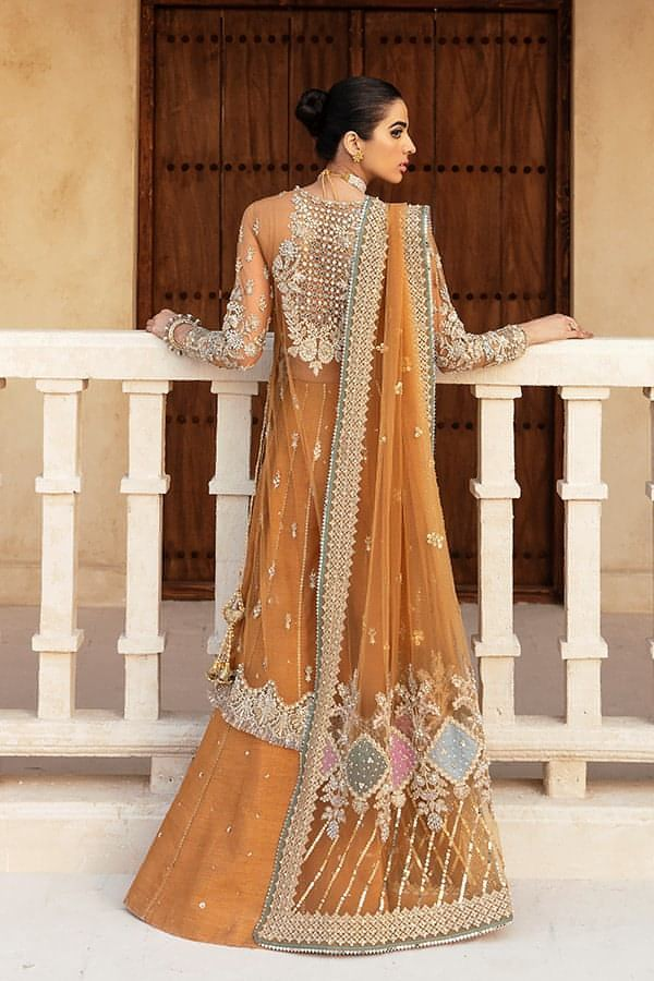 Soraya Naira reference image 6
