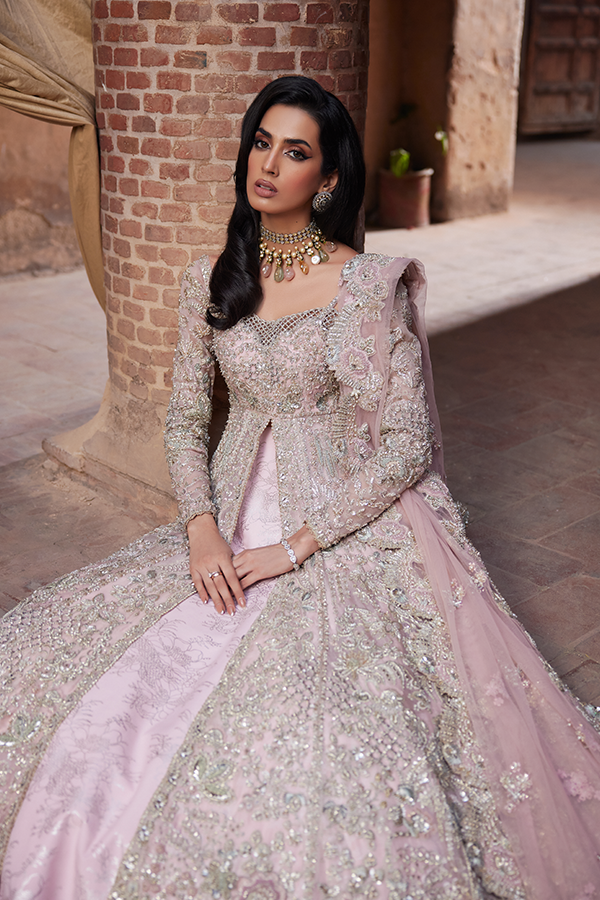 Soraya Viana net dupatta bridal style by Mairaz