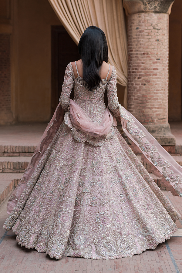 Soraya Viana couture bridal look by Mairaz