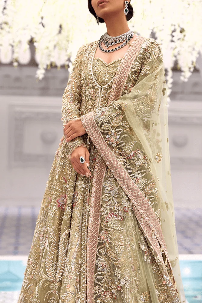 Suffuse Iris Bridal Couture Ensemble reference image 4