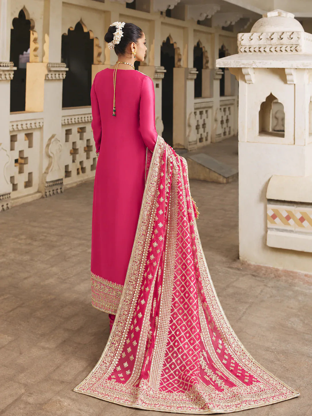 Kanwal Malik – Noreen (Shocking Pink) gold neckline embroidery detail
