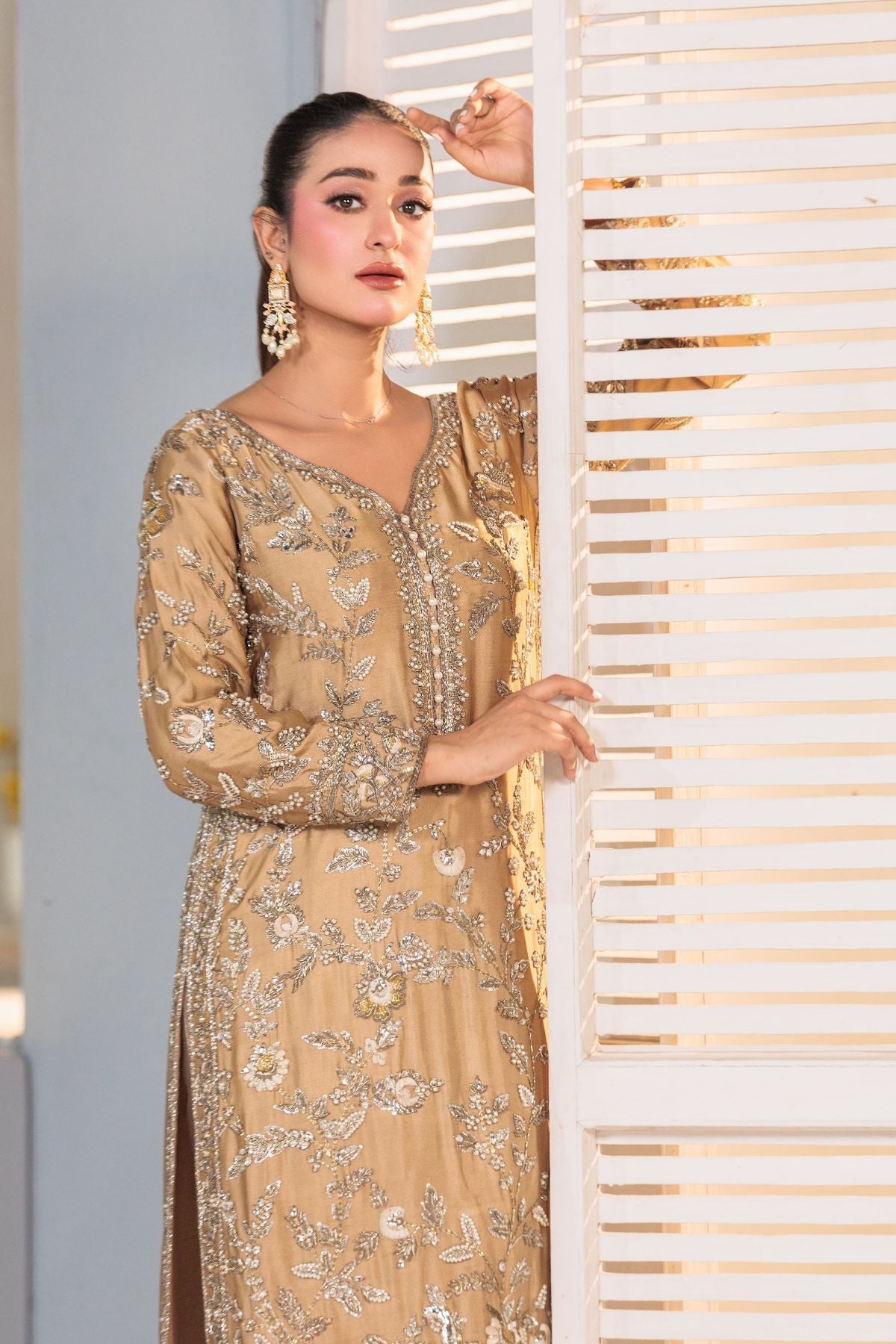 Usama Silk Rosewater Bloom style reference image 5