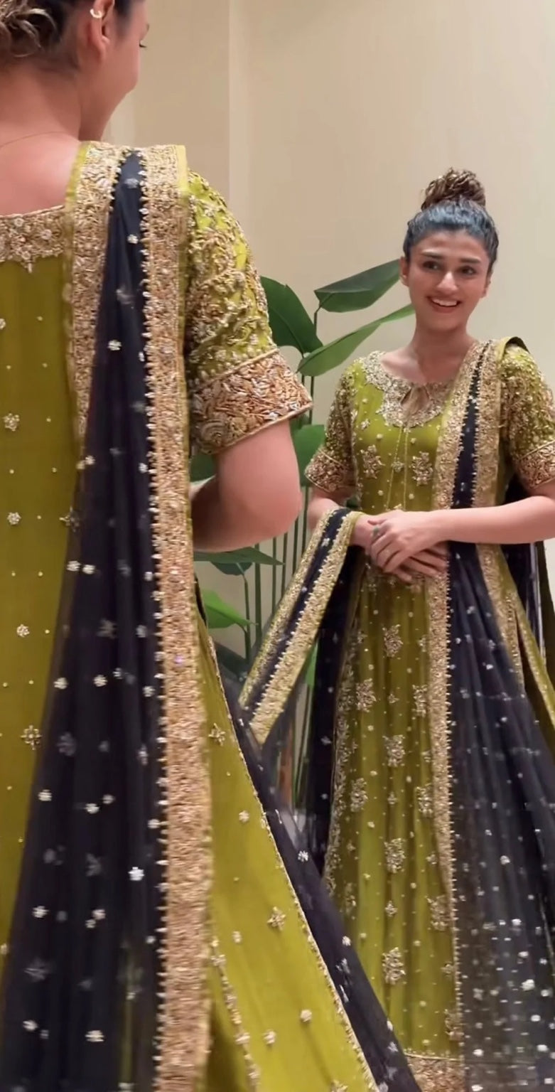 Zeeshan Danish Rehma Style olive green shirt with black dupatta mirror view